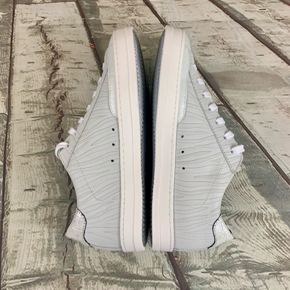 P448 John Sneakers Low Top Lace Up Iridescent White Beige Sz 35 EU/ 5-5.5 US - Picture 14 of 16